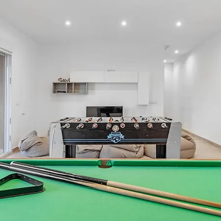 Socrates By Abahana * קלפה