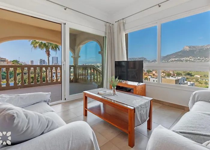 Socrates By Abahana * קלפה